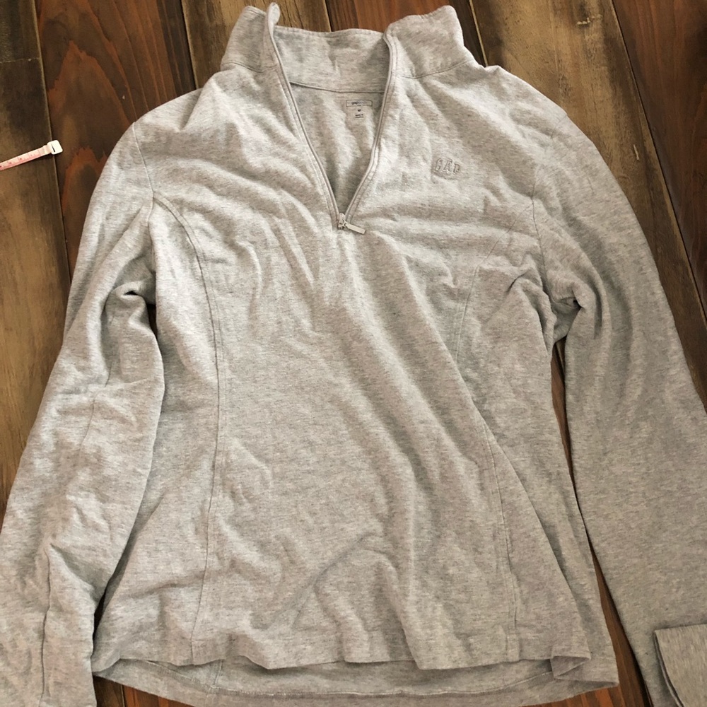 GAP pullover